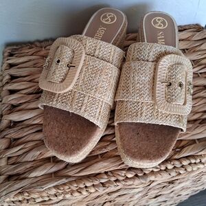 SAM AND LIBBY  Sz 9 Wedge Natural Raffia Slide Sandals - Beige